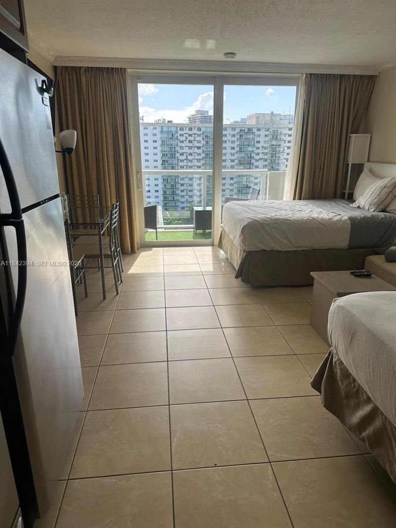 19201 Collins Ave, Unit 1133, Sunny Isles Beach, FL 33160 Photo
