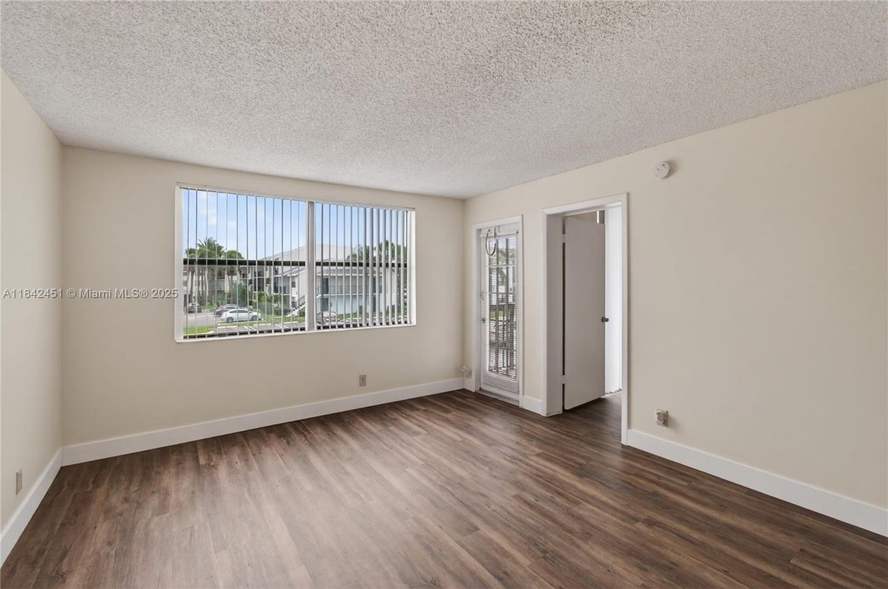 Please Call For Address, Unit 22, West Palm Beach, FL 33401 Photo