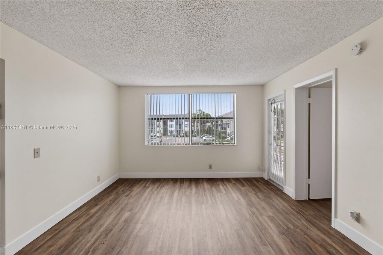 Please Call For Address, Unit 22, West Palm Beach, FL 33401 Photo