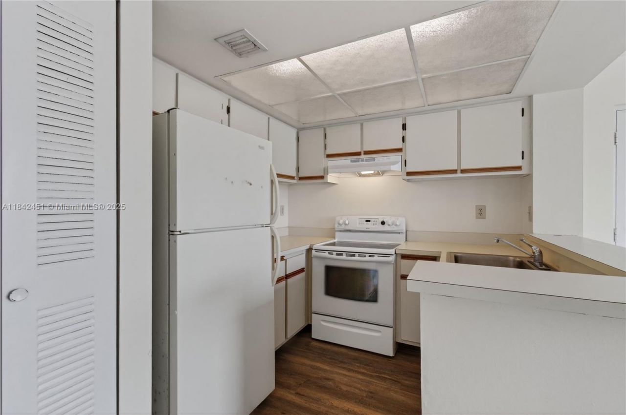 Please Call For Address, Unit 22, West Palm Beach, FL 33401 Photo