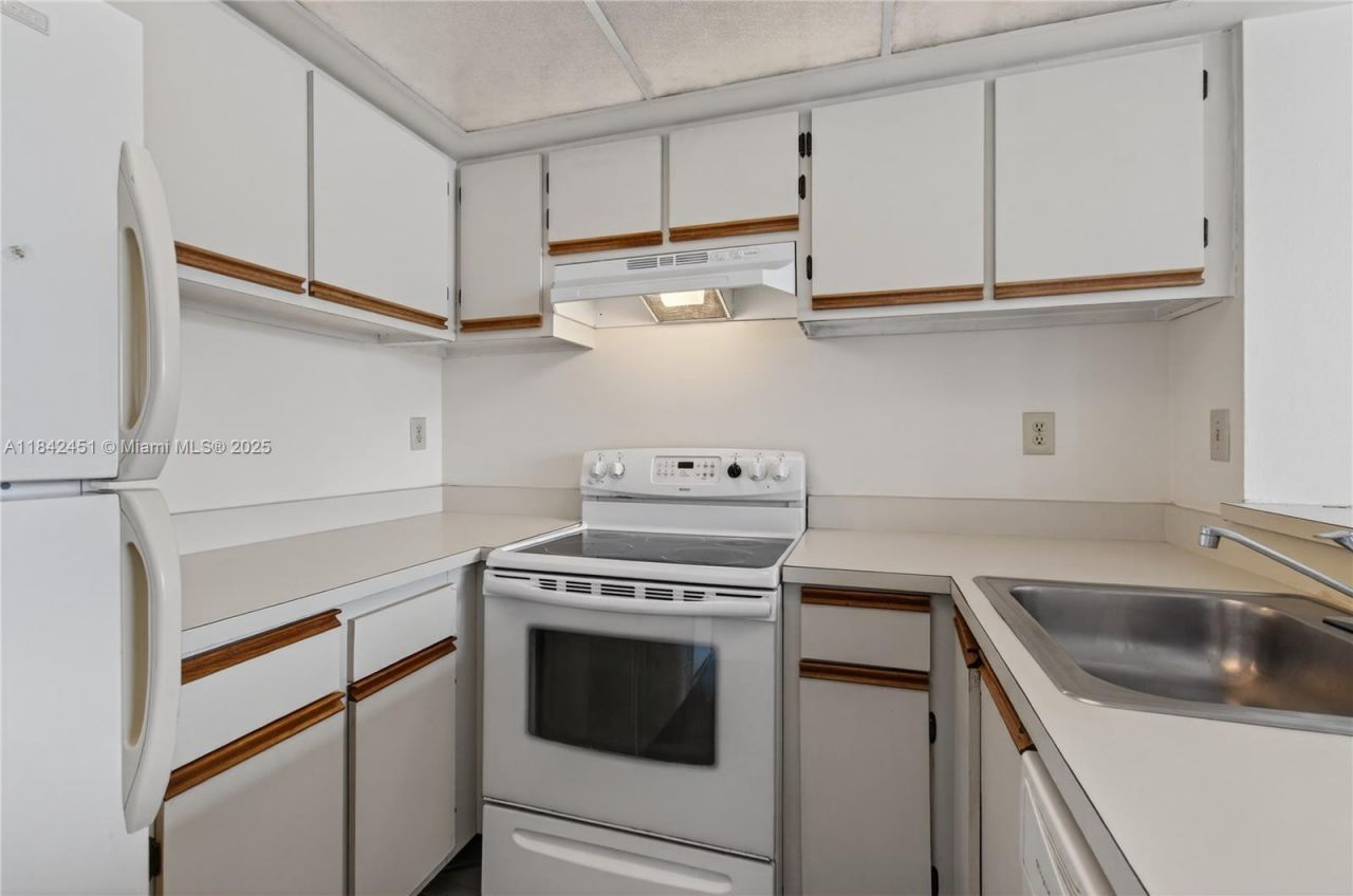 Please Call For Address, Unit 22, West Palm Beach, FL 33401 Photo