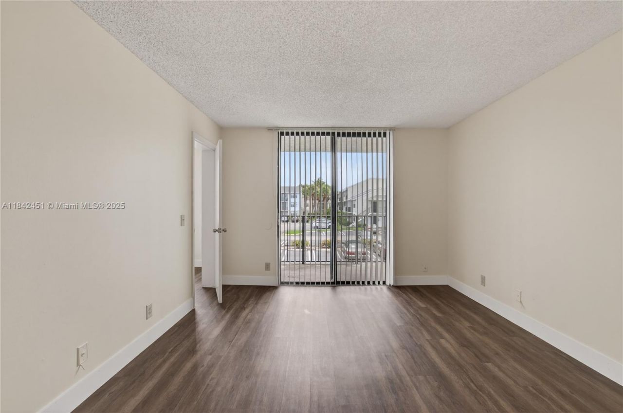 Please Call For Address, Unit 22, West Palm Beach, FL 33401 Photo