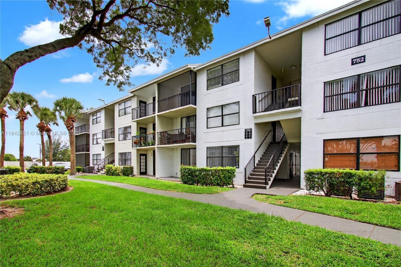 Please Call For Address, Unit 22, West Palm Beach, FL 33401 Photo