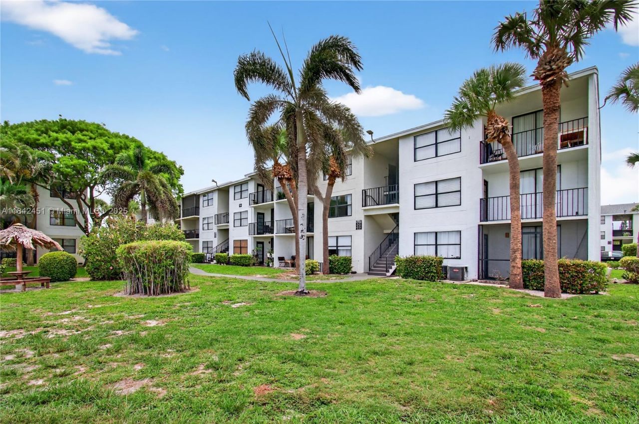 Please Call For Address, Unit 22, West Palm Beach, FL 33401 Photo