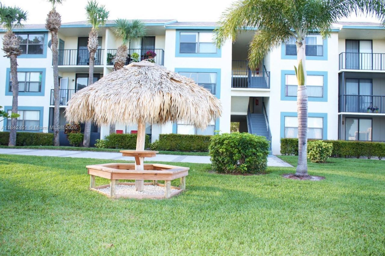 Please Call For Address, Unit 22, West Palm Beach, FL 33401 Photo