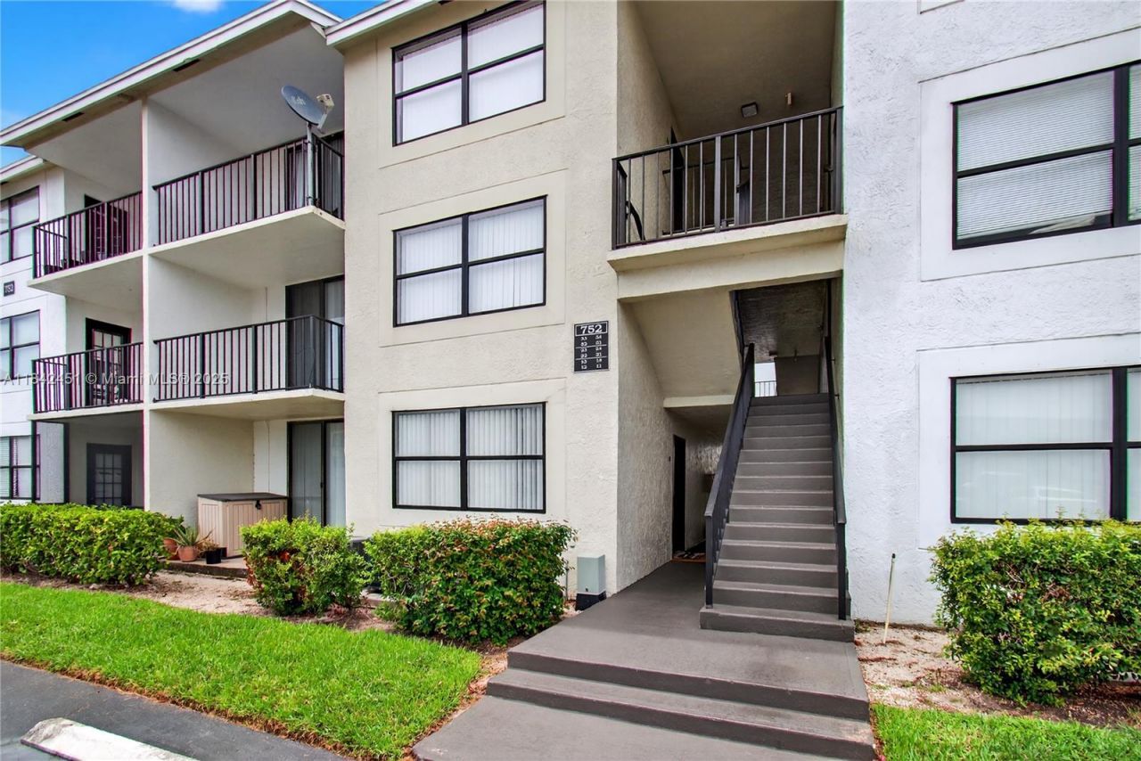 Please Call For Address, Unit 22, West Palm Beach, FL 33401 Photo