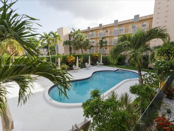 2145 Pierce St, Unit 218, Hollywood, FL 33020