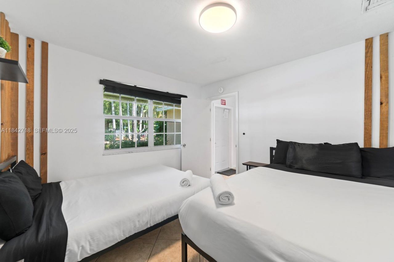 2708 Cleveland St, Hollywood, FL 33020 Photo