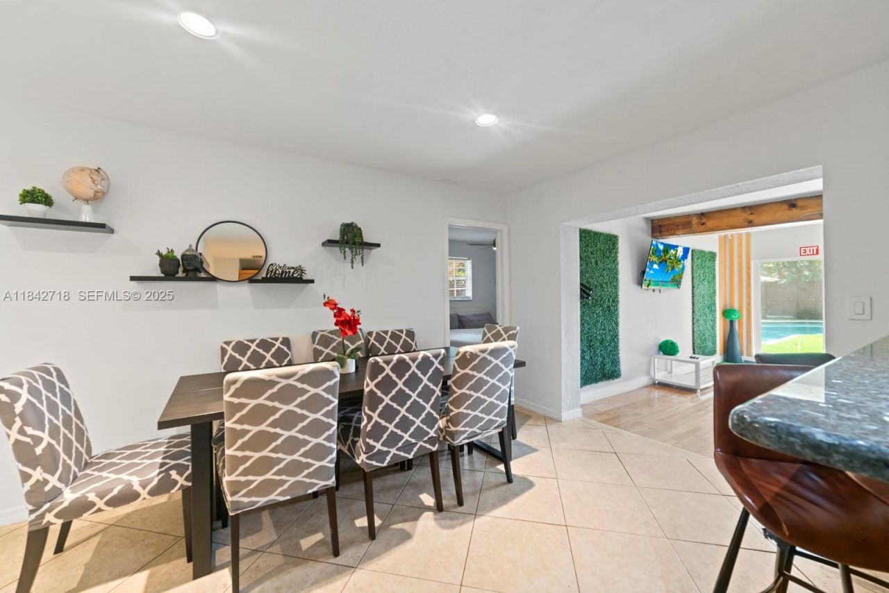 2708 Cleveland St, Hollywood, FL 33020 Photo