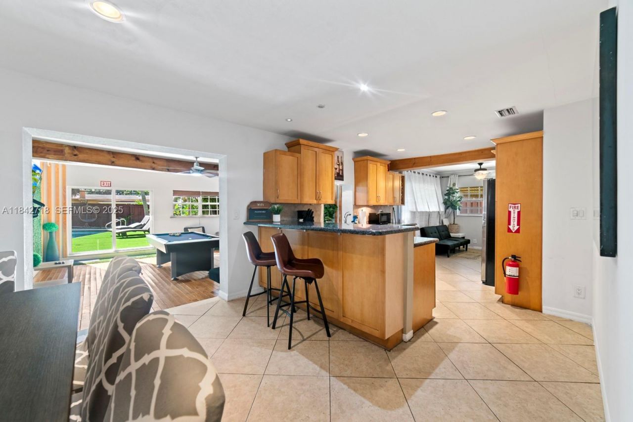 2708 Cleveland St, Hollywood, FL 33020 Photo