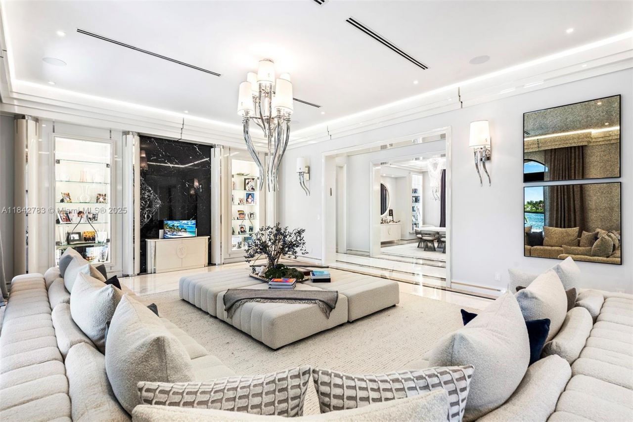 498 N Parkway Pkwy, Golden Beach, FL 33160 Photo