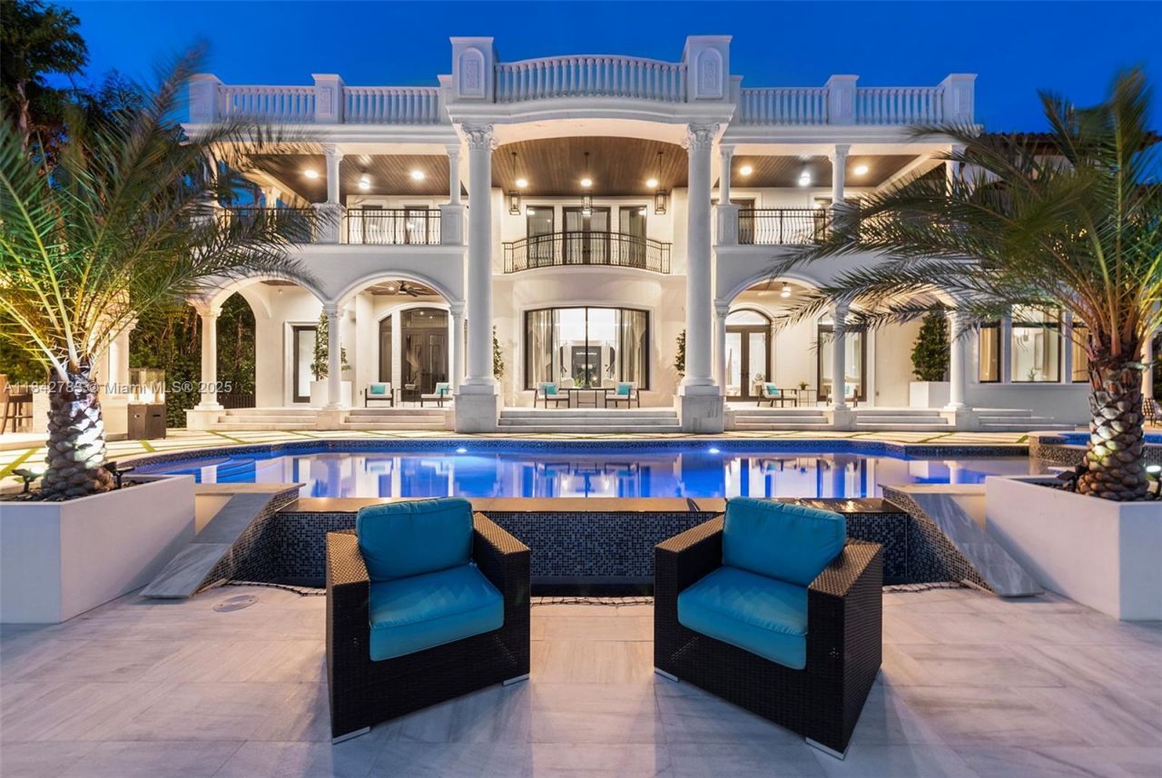 498 N Parkway Pkwy, Golden Beach, FL 33160 Photo