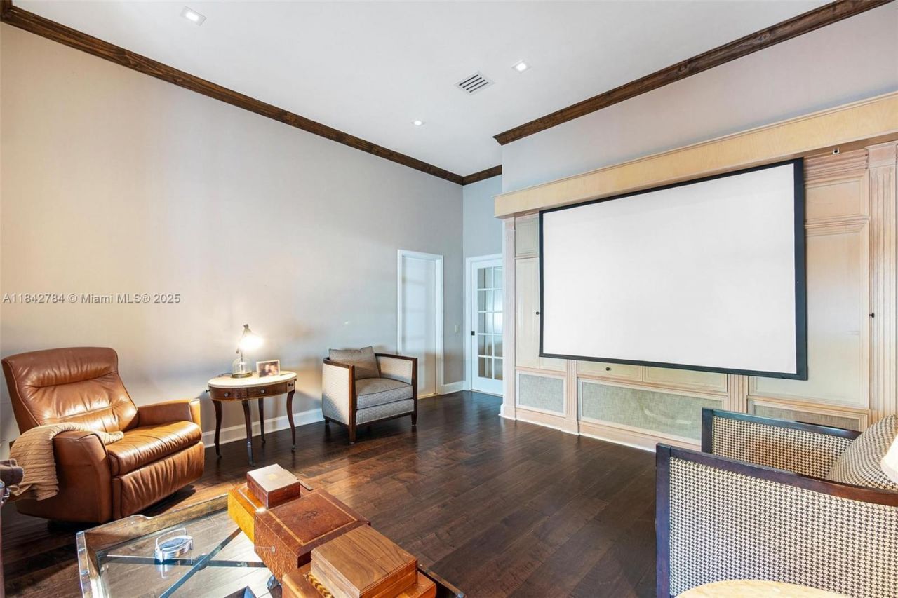 2000 S Bayshore Dr, Unit 69, Miami, FL 33133 Photo