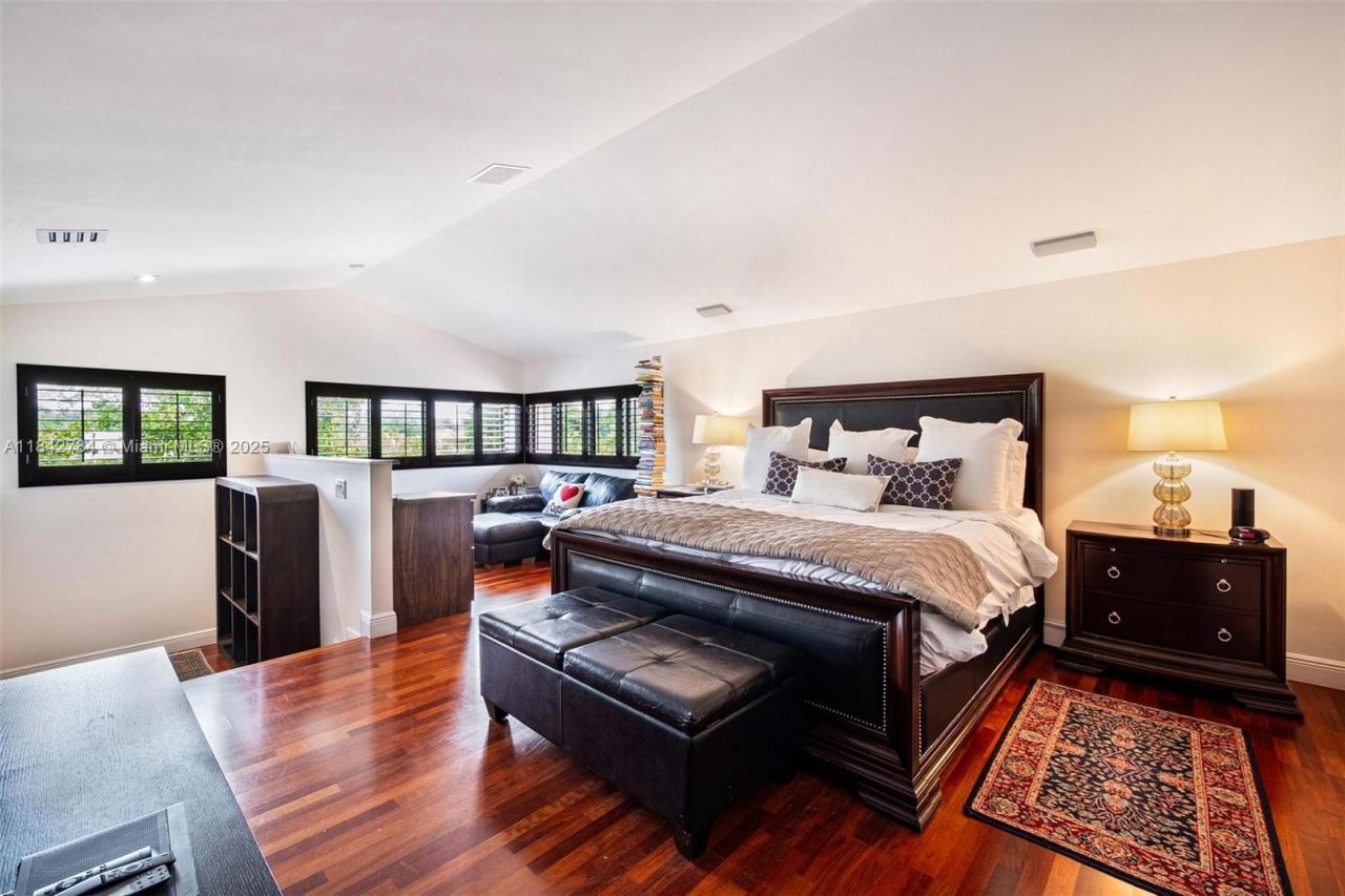 2000 S Bayshore Dr, Unit 69, Miami, FL 33133 Photo