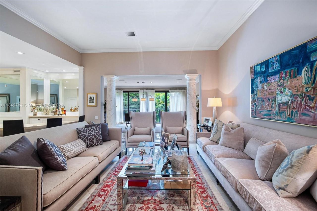 2000 S Bayshore Dr, Unit 69, Miami, FL 33133 Photo