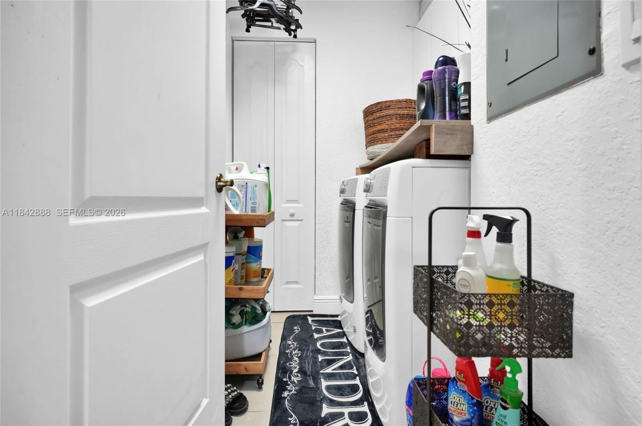 10720 NW 66th St, Unit 205, Doral, FL 33178 Photo