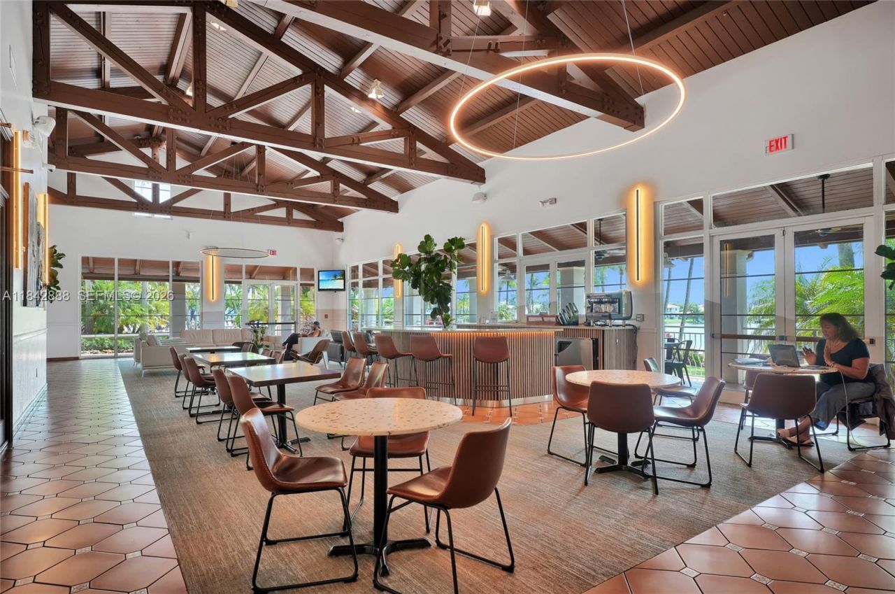 10720 NW 66th St, Unit 205, Doral, FL 33178 Photo