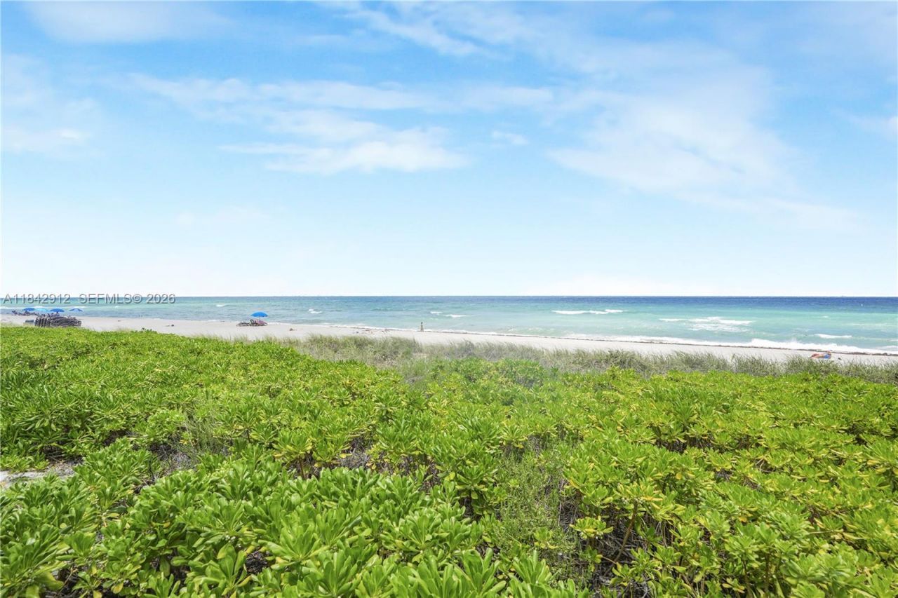 1912 S Ocean Dr, Unit 3D, Hallandale Beach, FL 33009 Photo