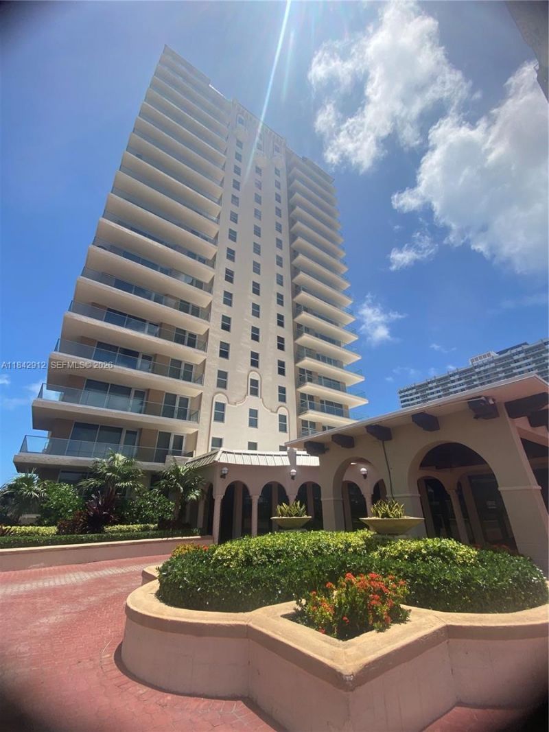 1912 S Ocean Dr, Unit 3D, Hallandale Beach, FL 33009 Photo