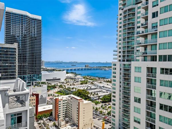 227 NE 2nd St, Unit 2911, Miami, FL 33132