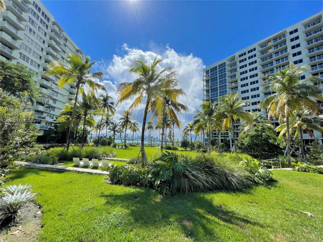 1500 Bay Rd, Unit 808S, Miami Beach, FL 33139 Photo