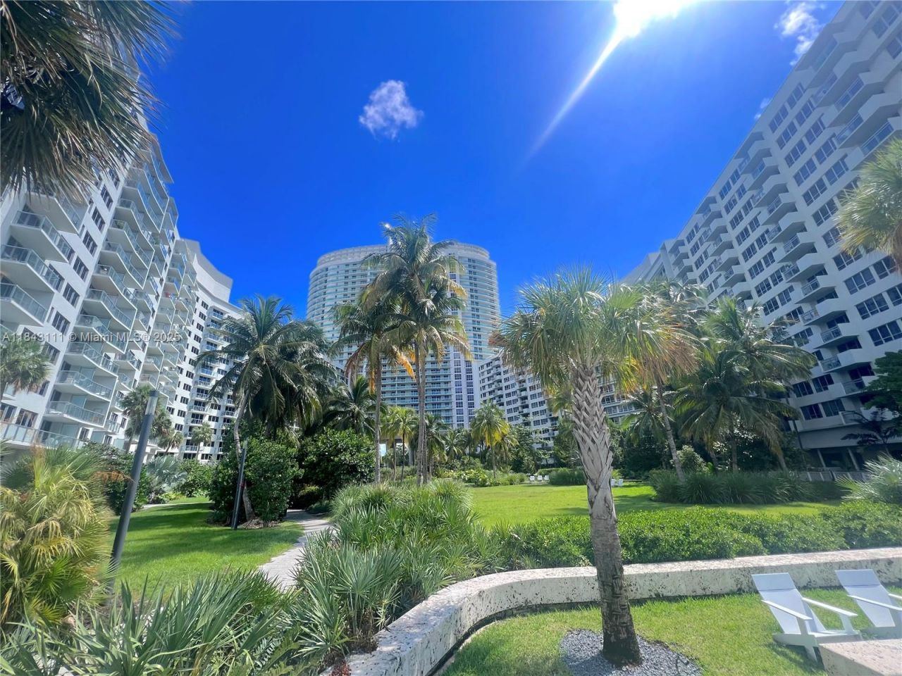 1500 Bay Rd, Unit 808S, Miami Beach, FL 33139 Photo