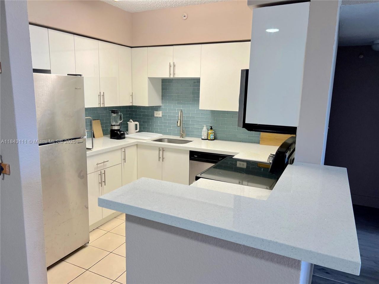 1500 Bay Rd, Unit 808S, Miami Beach, FL 33139 Photo