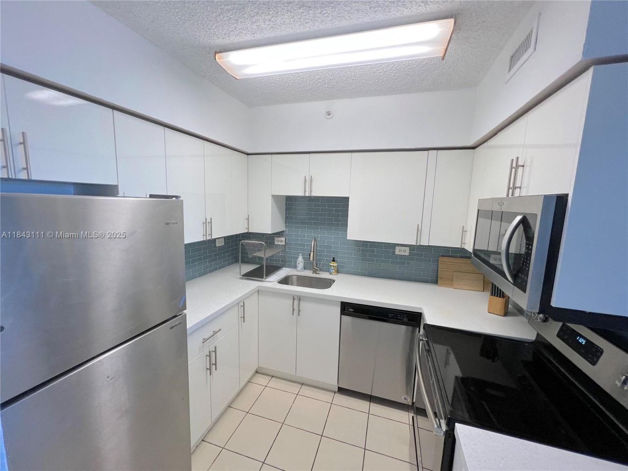 1500 Bay Rd, Unit 808S, Miami Beach, FL 33139 Photo