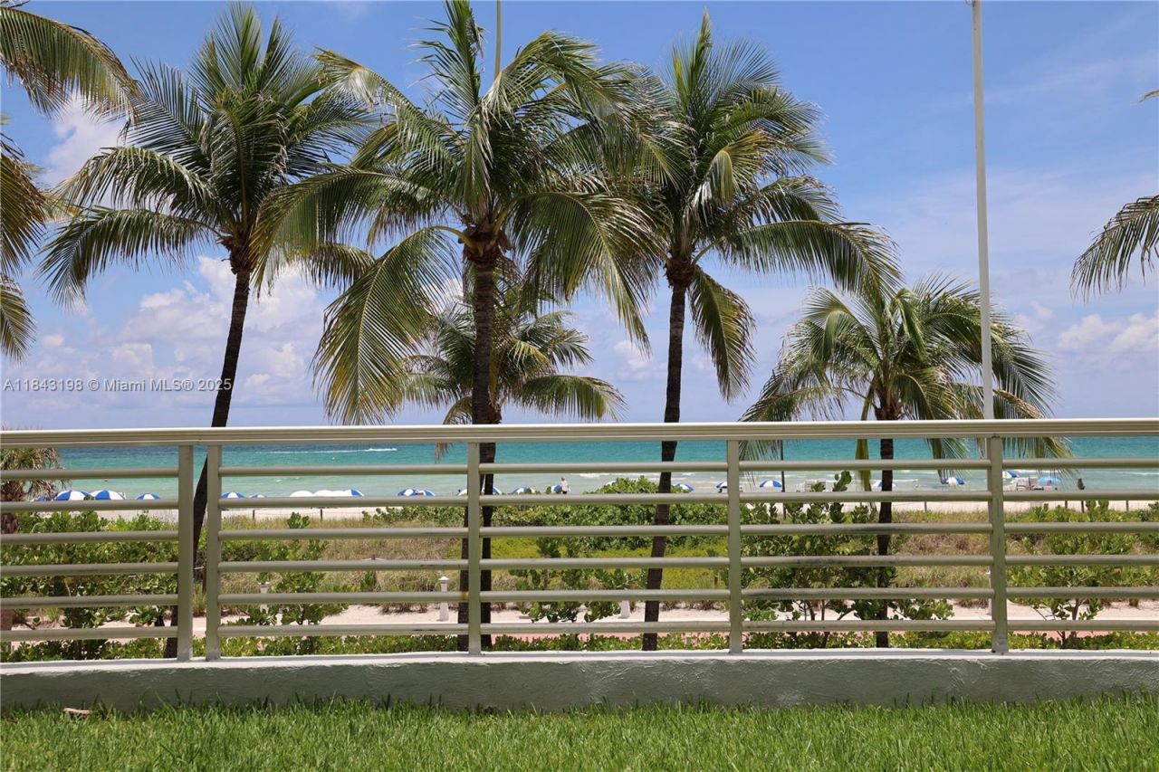 5151 Collins Ave, Unit 927, Miami Beach, FL 33140 Photo