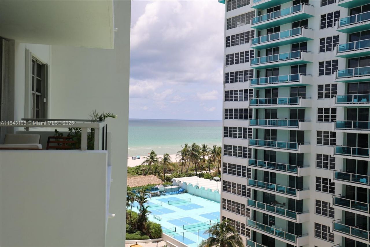 5151 Collins Ave, Unit 927, Miami Beach, FL 33140 Photo