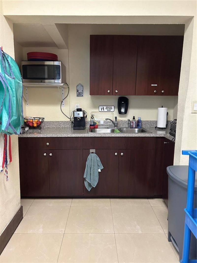 Please Call For Address, Miami, FL 33126 Photo