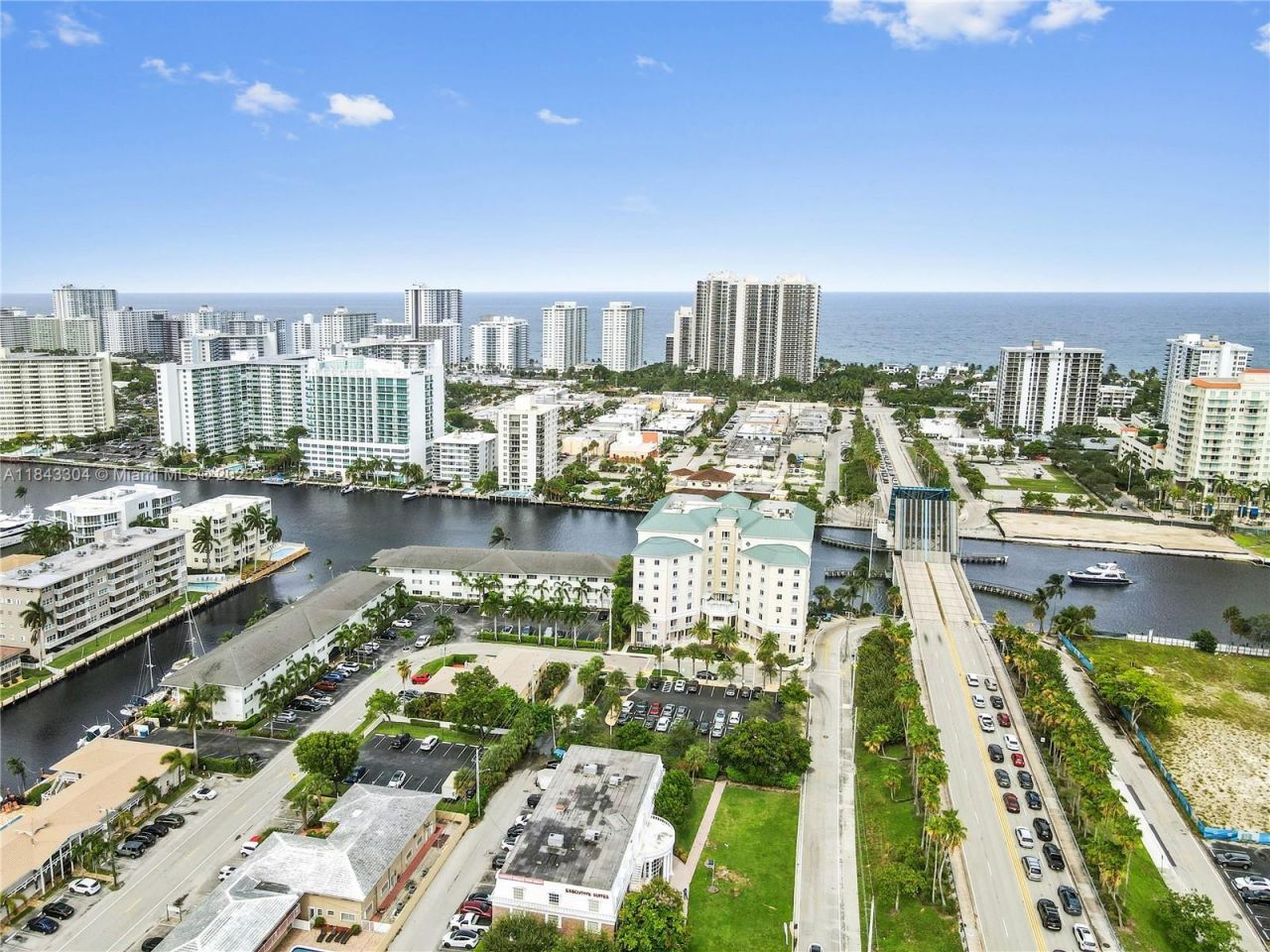 2881 NE 32nd St, Unit 115, Fort Lauderdale, FL 33306 Photo