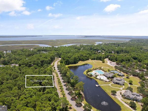102 Clubhouse Circle, St. Marys, GA 31558