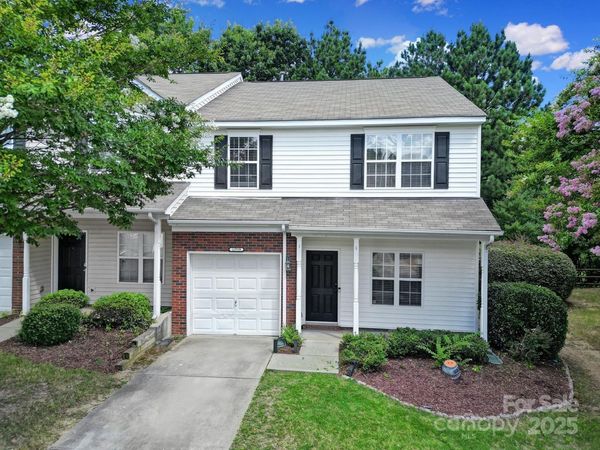 13719 Singleleaf Lane, Charlotte, NC 28278