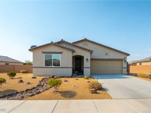 3592 E Wallowa Drive, Pahrump, NV 89061