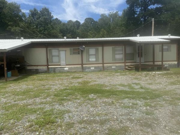 2073 N 9th Street, Felsenthal, AR 71747