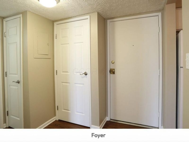 858 Kinnear Road, Columbus, OH 43212 Photo 13