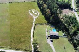 990 Highway 66 photo 4