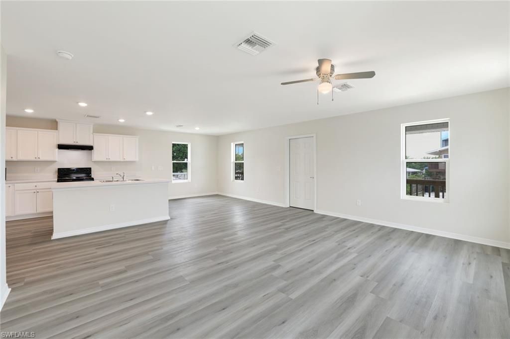 627 Palm Ave, Goodland, FL 34140 Photo