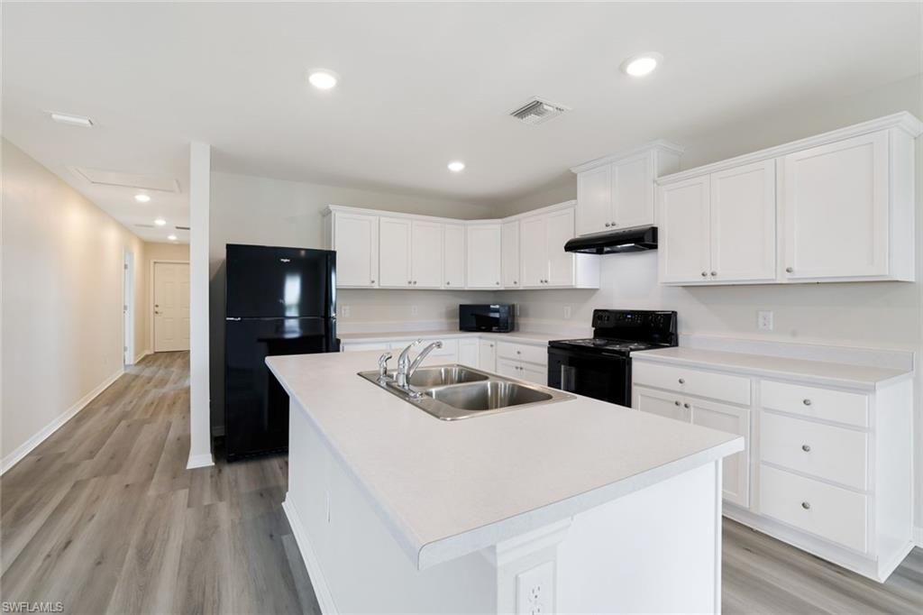 627 Palm Ave, Goodland, FL 34140 Photo