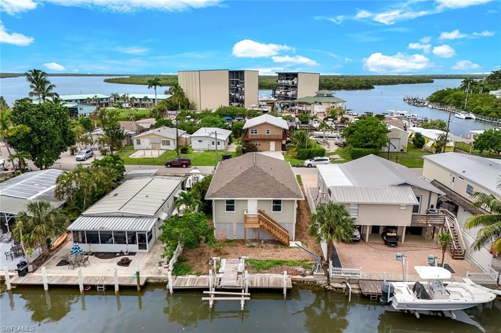 627 Palm Ave, Goodland, FL 34140 Photo