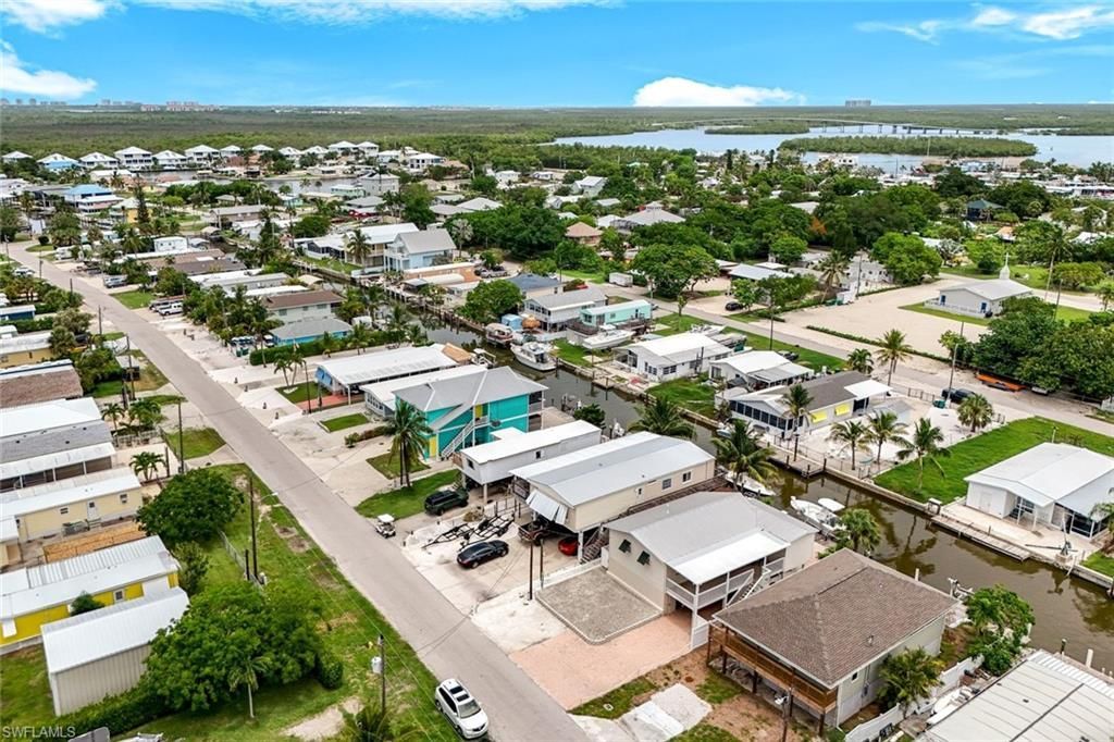 627 Palm Ave, Goodland, FL 34140 Photo