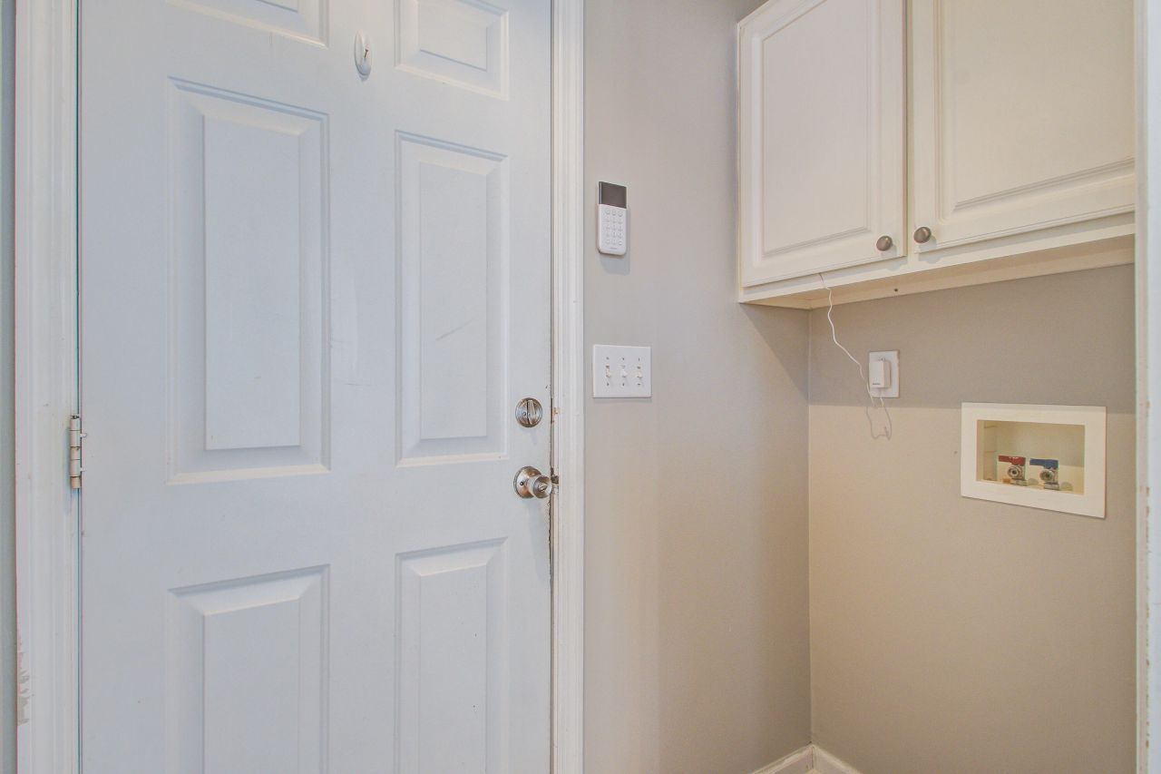 8357 Waltham Road Photo 14