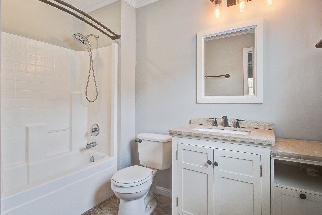 8357 Waltham Road Photo 19