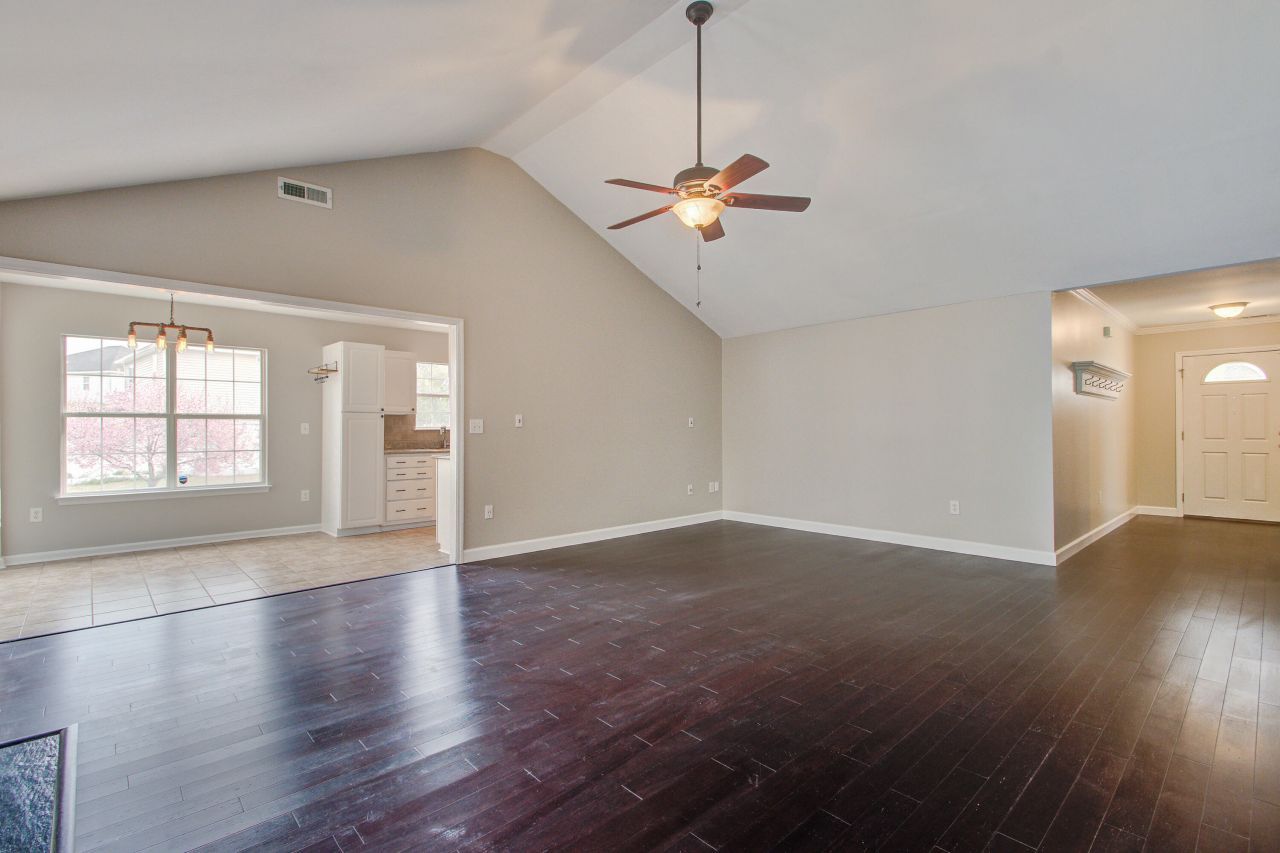 8357 Waltham Road Photo 7