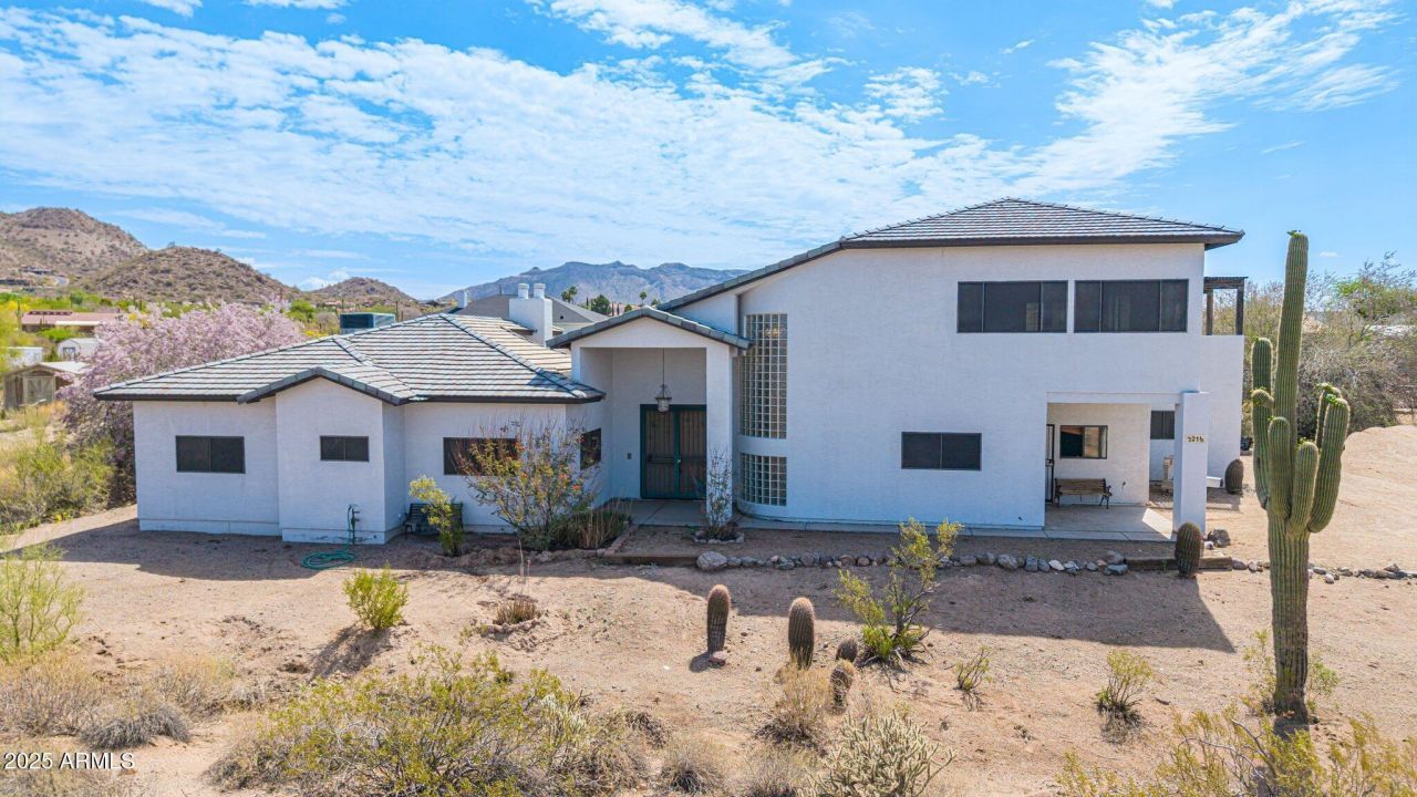 3215 N 83rd Street, Mesa, AZ 85207 Main Photo