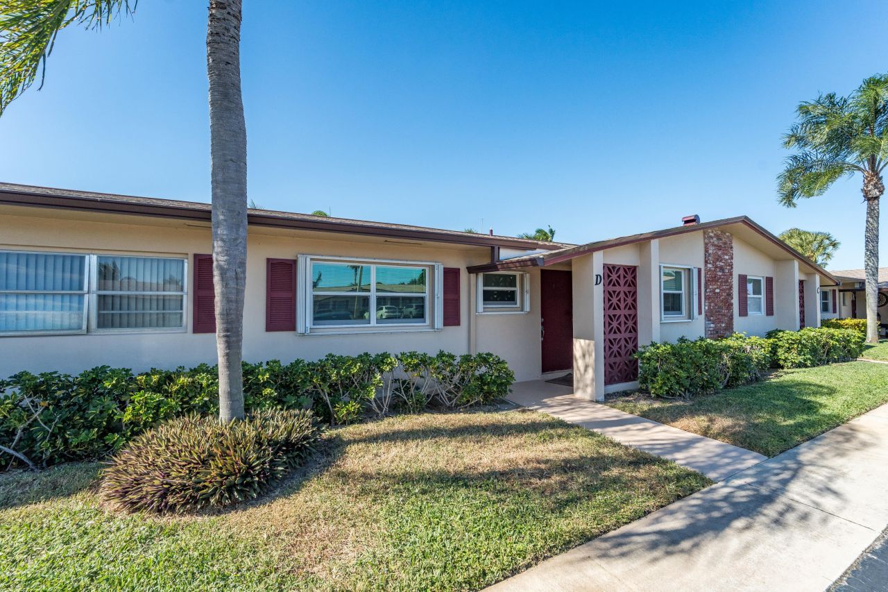 2990 Crosley Drive E, Unit D, West Palm Beach, FL 33415 Photo