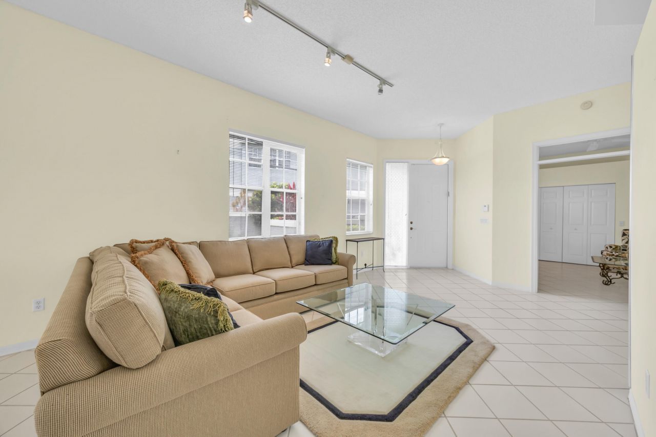 10172 Andover Coach Circle, Unit G2, Lake Worth, FL 33449 Photo