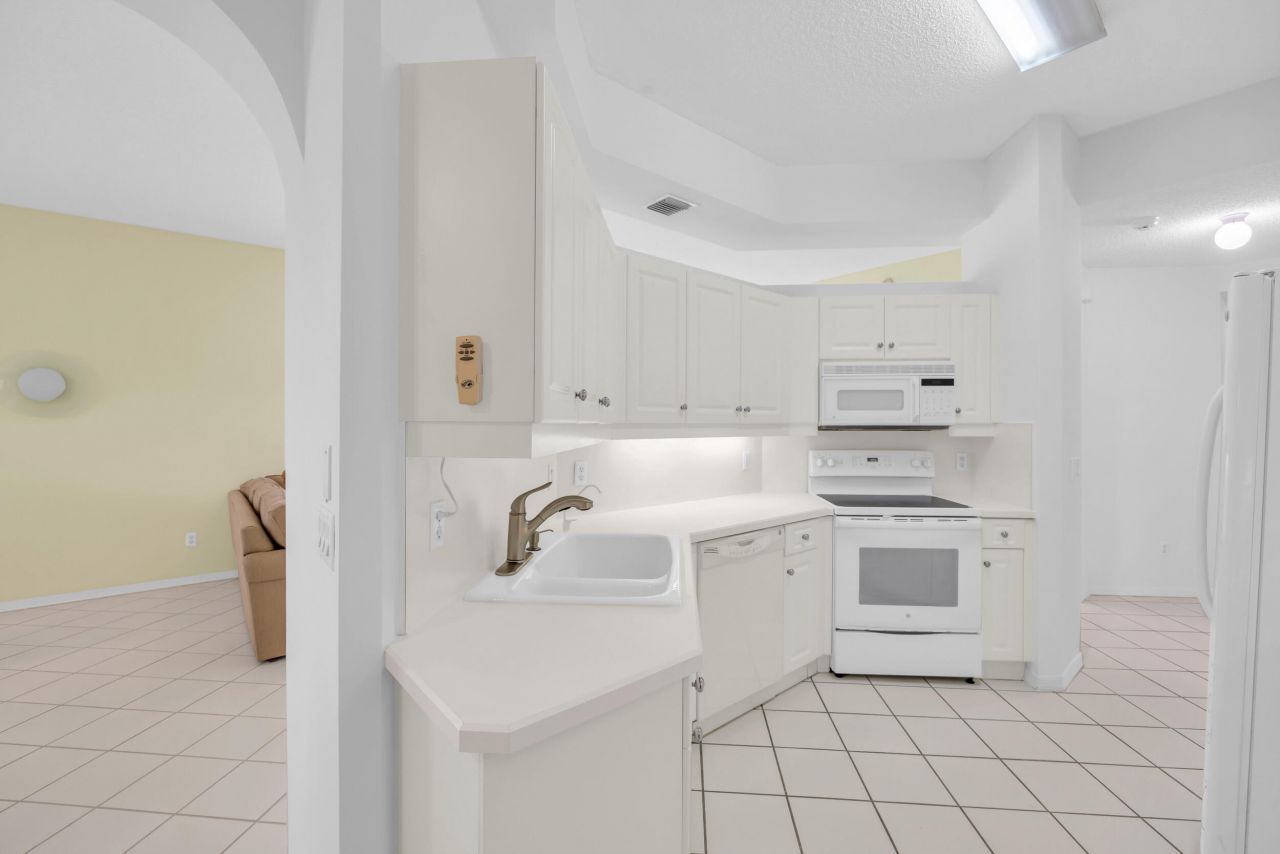 10172 Andover Coach Circle, Unit G2, Lake Worth, FL 33449 Photo