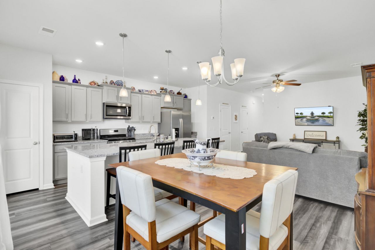 614 Hilchot Drive Photo 13